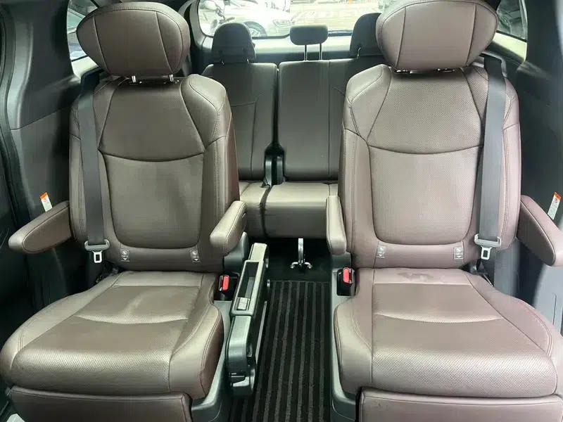 2022 Grevia 2.5L Hybrid Flagship Edition — миниатюра 27