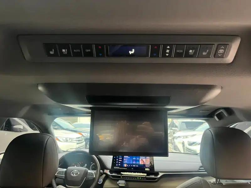 2022 Grevia 2.5L Hybrid Flagship Edition — миниатюра 32