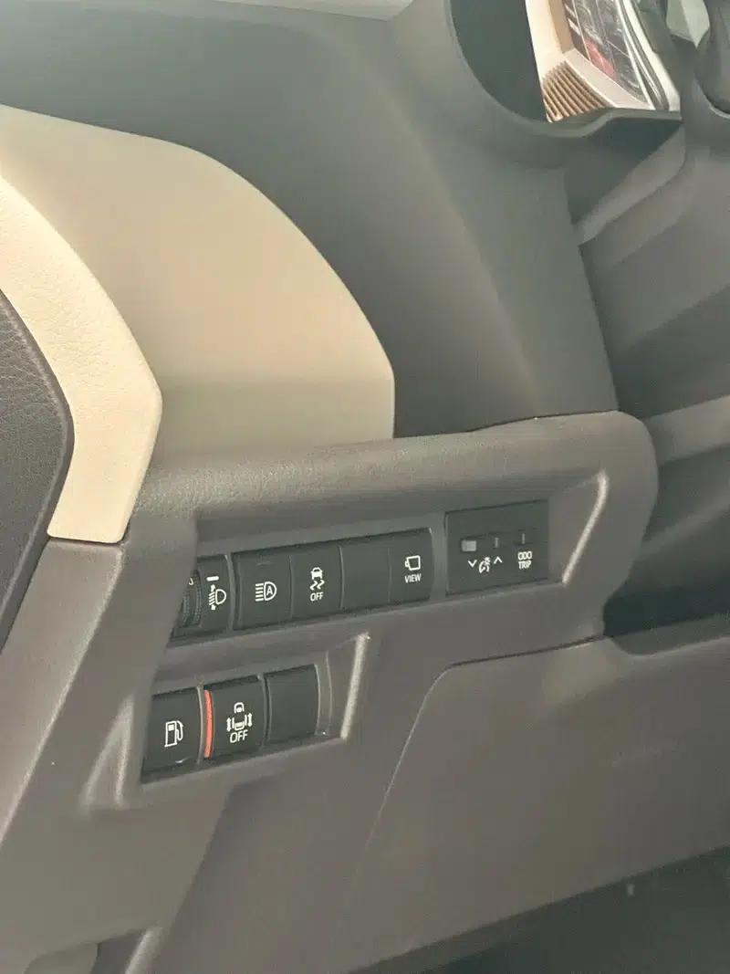 2023 Grevia Intelligent Hybrid Dual Engine 2.5L Premium PLUS — миниатюра 8