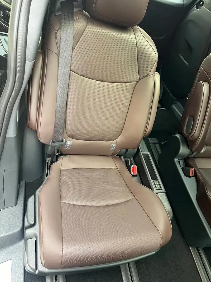 2024 Grevia Intelligent Hybrid Dual Engine 2.5L AWD Premium PLUS Edition — миниатюра 13