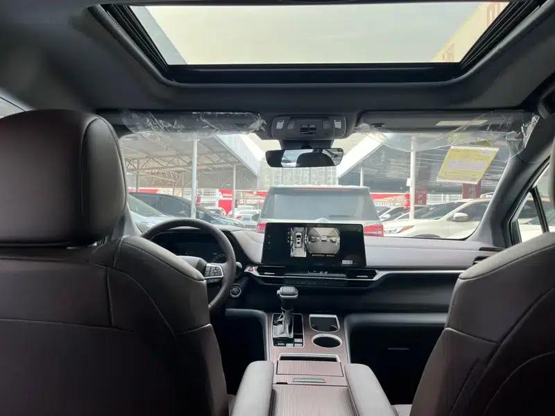 2024 Grevia Intelligent Hybrid Dual Engine 2.5L AWD Premium PLUS Edition — миниатюра 21