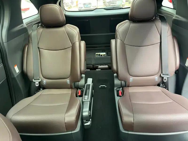 2024 Grevia Intelligent Hybrid Dual Engine 2.5L AWD Premium PLUS Edition — миниатюра 25