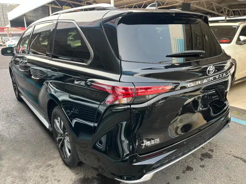 2024 Grevia Intelligent Hybrid Dual Engine 2.5L AWD Premium PLUS Edition — миниатюра 4