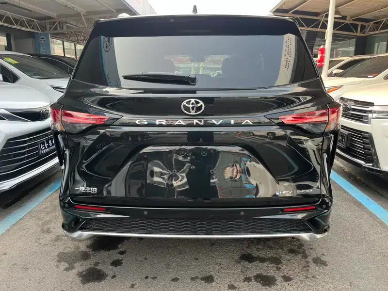 2024 Grevia Intelligent Hybrid Dual Engine 2.5L AWD Premium PLUS Edition — миниатюра 5