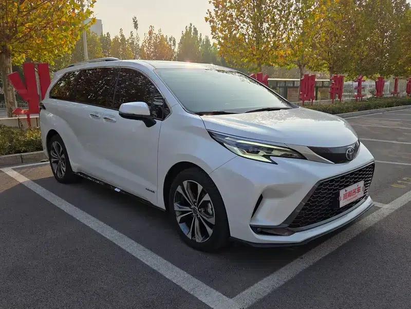 2022 Grevia 2.5L Hybrid Flagship Edition — миниатюра 3