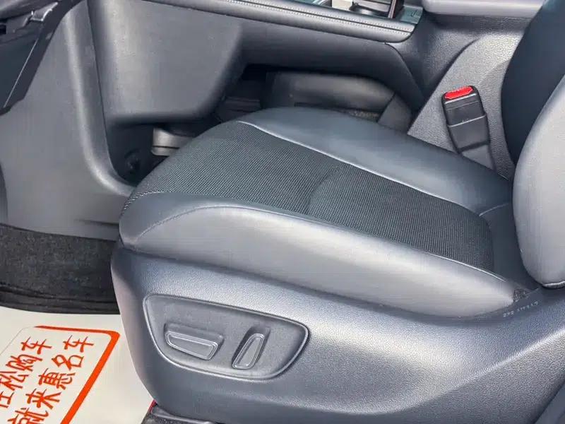2024 Grevia Intelligent Hybrid Dual Engine 2.5L Two-Wheel Drive Premium PLUS Edition — миниатюра 13