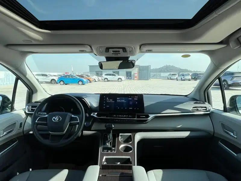 2023 Grevia Intelligent Hybrid Dual Engine 2.5L Premium PLUS — миниатюра 7
