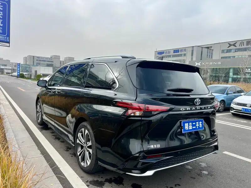 2023 Grevia Intelligent Hybrid Dual Engine 2.5L Premium PLUS — миниатюра 4