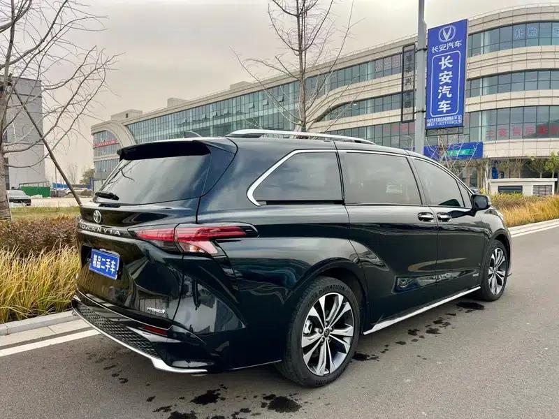 2023 Grevia Intelligent Hybrid Dual Engine 2.5L Premium PLUS — миниатюра 6