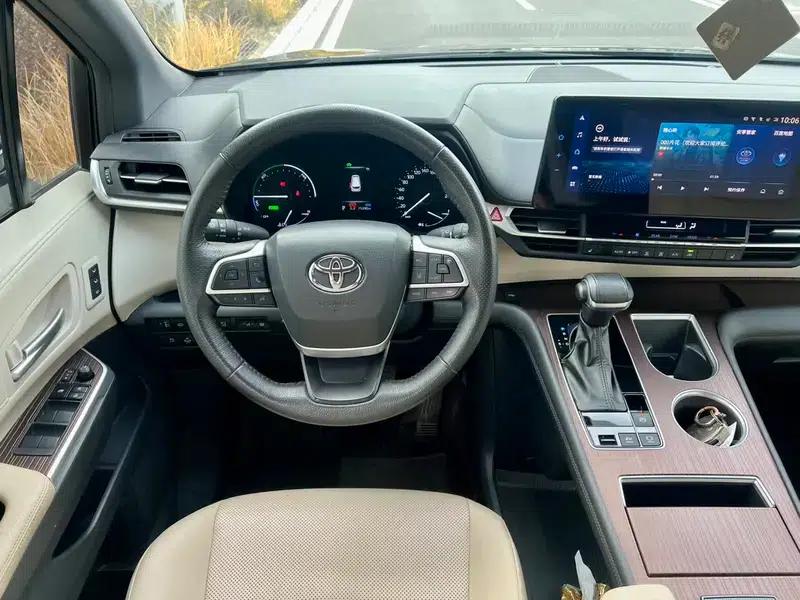2023 Grevia Intelligent Hybrid Dual Engine 2.5L Premium PLUS — миниатюра 9