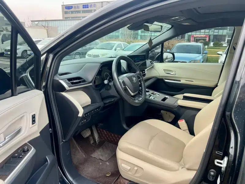 2023 Grevia Intelligent Hybrid Dual Engine 2.5L Premium PLUS — миниатюра 10