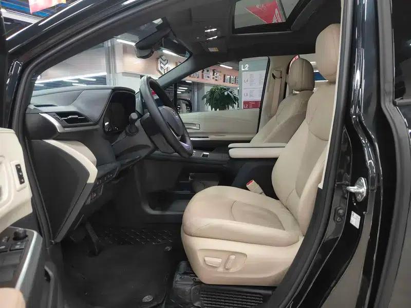 2024 Grevia Intelligent Hybrid Dual Engine 2.5L Two-Wheel Drive Premium PLUS Edition — миниатюра 16