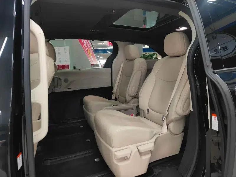 2024 Grevia Intelligent Hybrid Dual Engine 2.5L Two-Wheel Drive Premium PLUS Edition — миниатюра 18