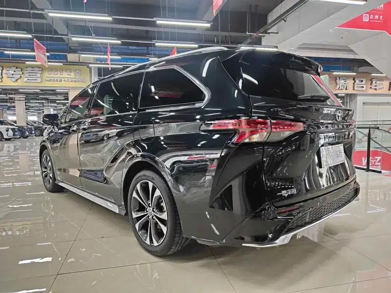 2024 Grevia Intelligent Hybrid Dual Engine 2.5L Two-Wheel Drive Premium PLUS Edition — миниатюра 4