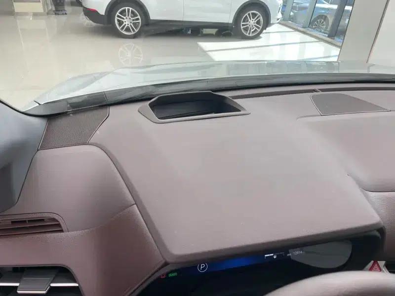 2024 Grevia Intelligent Hybrid Dual Engine 2.5L AWD Premium PLUS Edition — миниатюра 12