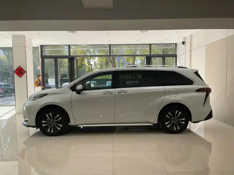 2024 Grevia Intelligent Hybrid Dual Engine 2.5L AWD Premium PLUS Edition — миниатюра 4