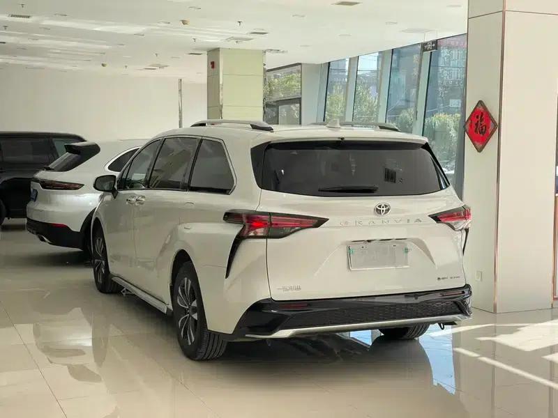 2024 Grevia Intelligent Hybrid Dual Engine 2.5L AWD Premium PLUS Edition — миниатюра 5