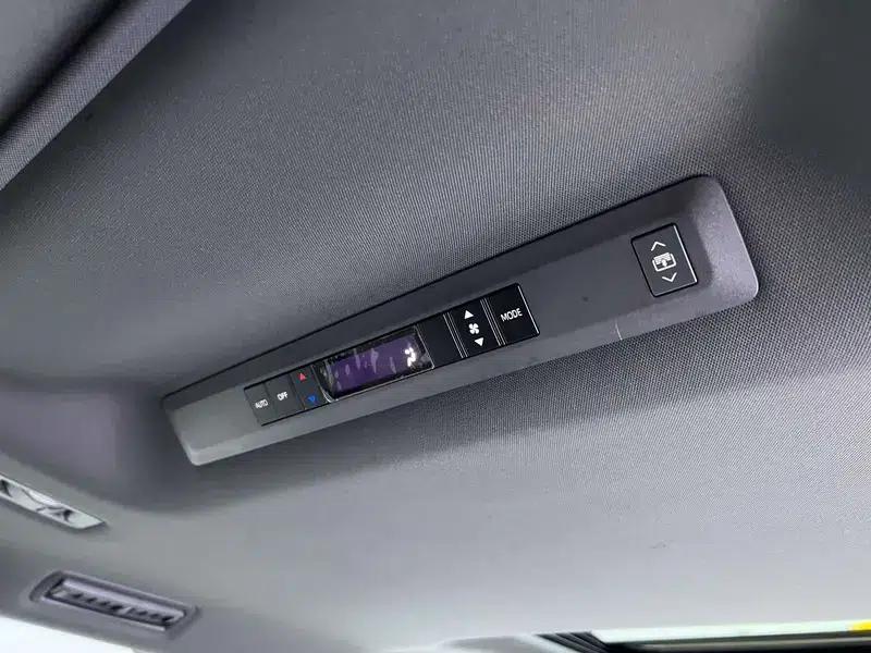 2023 Grevia Intelligent Hybrid Dual Engine 2.5L Premium PLUS — миниатюра 17