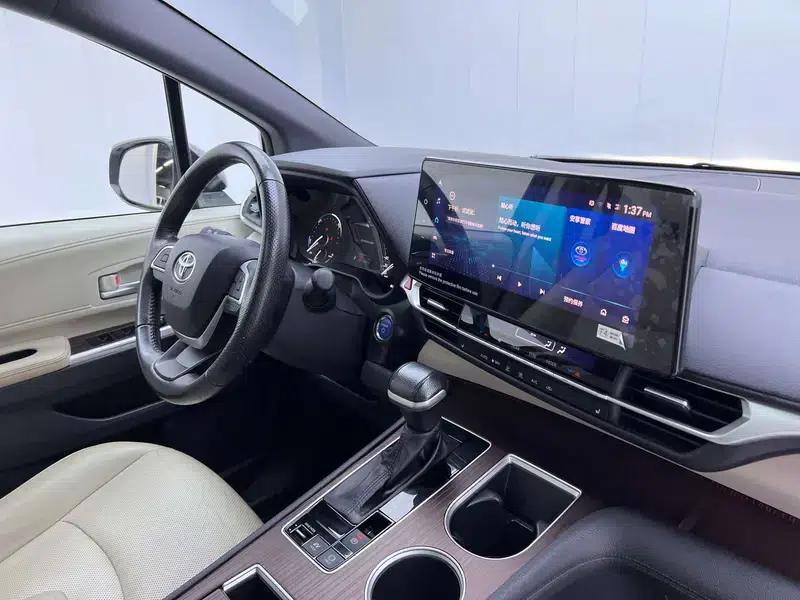2023 Grevia Intelligent Hybrid Dual Engine 2.5L Premium PLUS — миниатюра 19