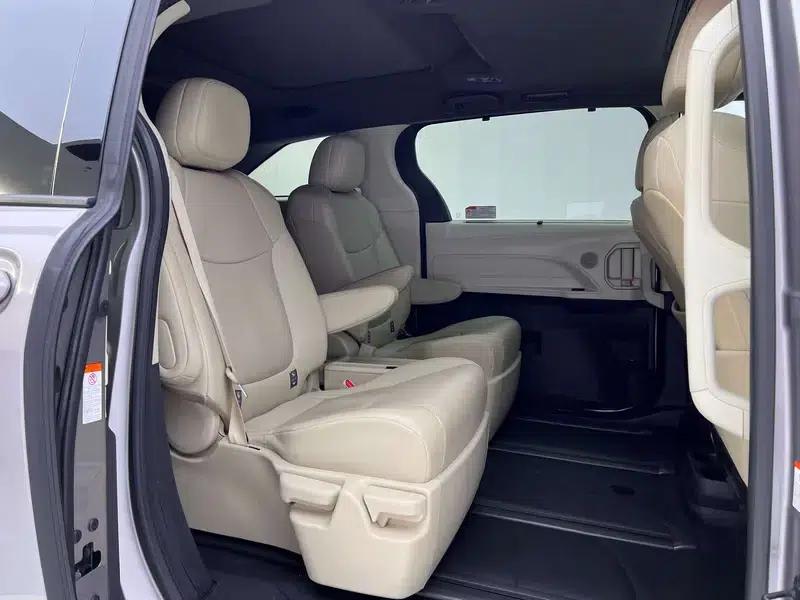 2023 Grevia Intelligent Hybrid Dual Engine 2.5L Premium PLUS — миниатюра 29