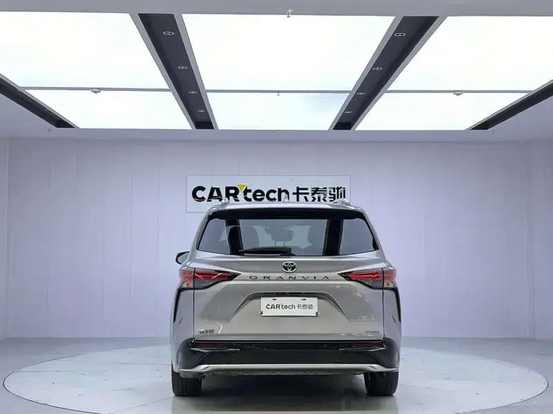 2023 Grevia Intelligent Hybrid Dual Engine 2.5L Premium PLUS — миниатюра 6