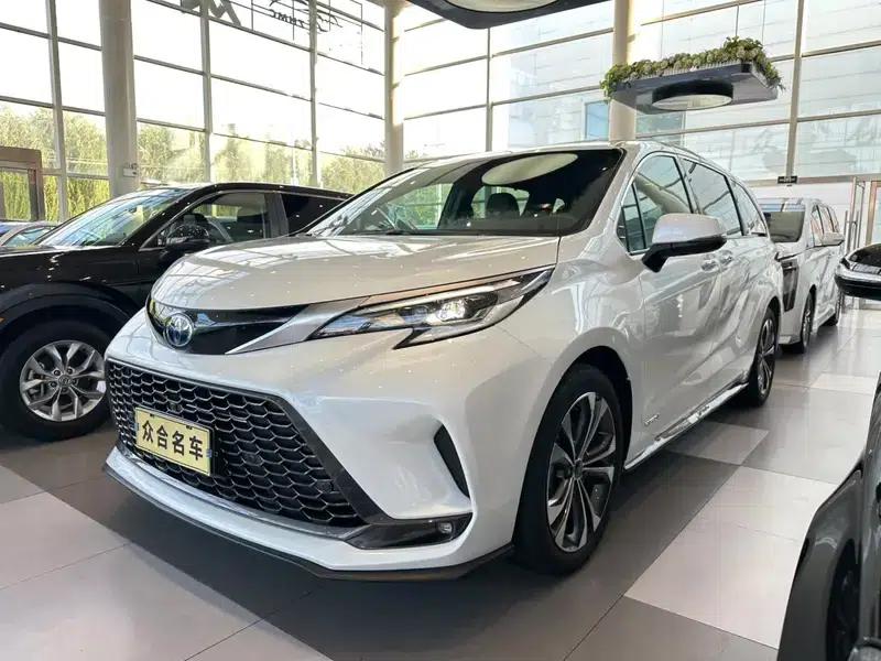 2022 Grevia 2.5L Hybrid Flagship Edition — миниатюра 1