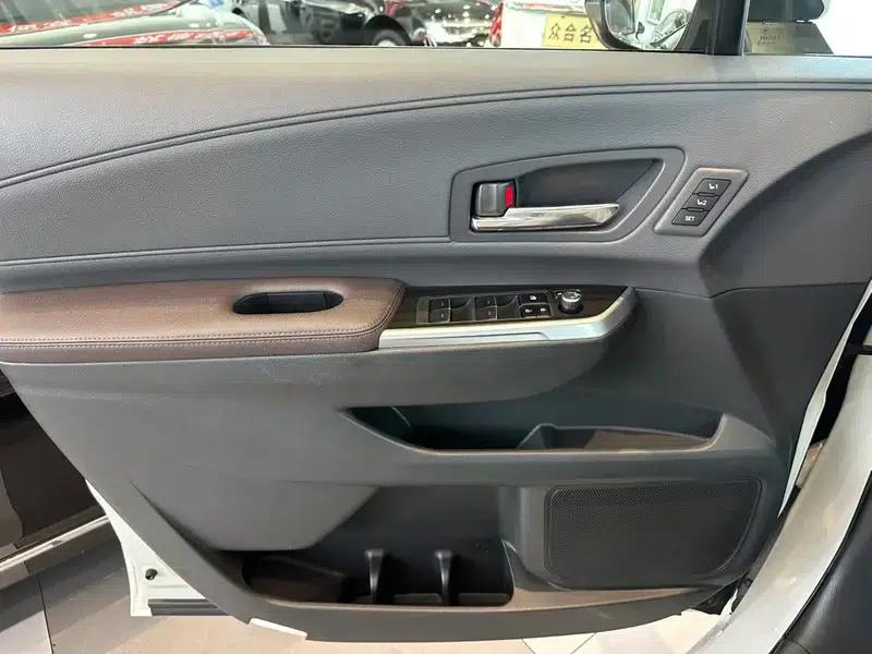 2022 Grevia 2.5L Hybrid Flagship Edition — миниатюра 13