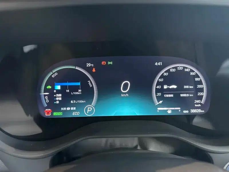 2022 Grevia 2.5L Hybrid Flagship Edition — миниатюра 17