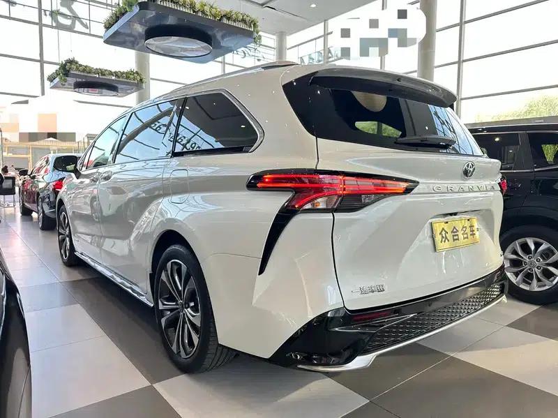 2022 Grevia 2.5L Hybrid Flagship Edition — миниатюра 4