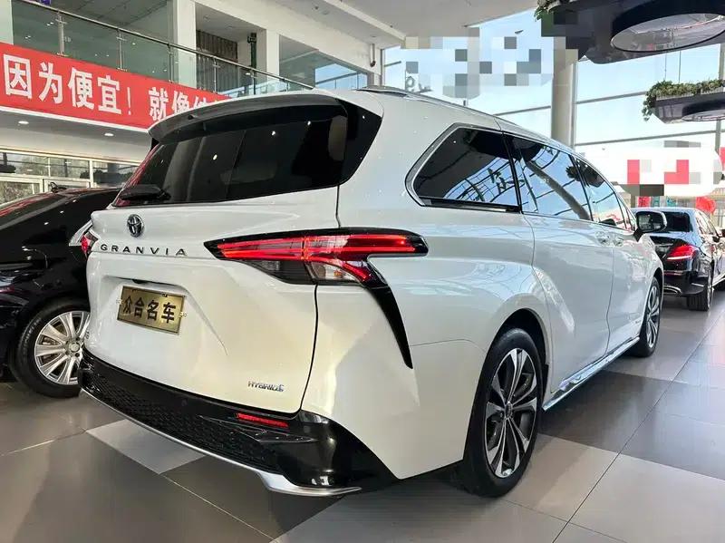 2022 Grevia 2.5L Hybrid Flagship Edition — миниатюра 6