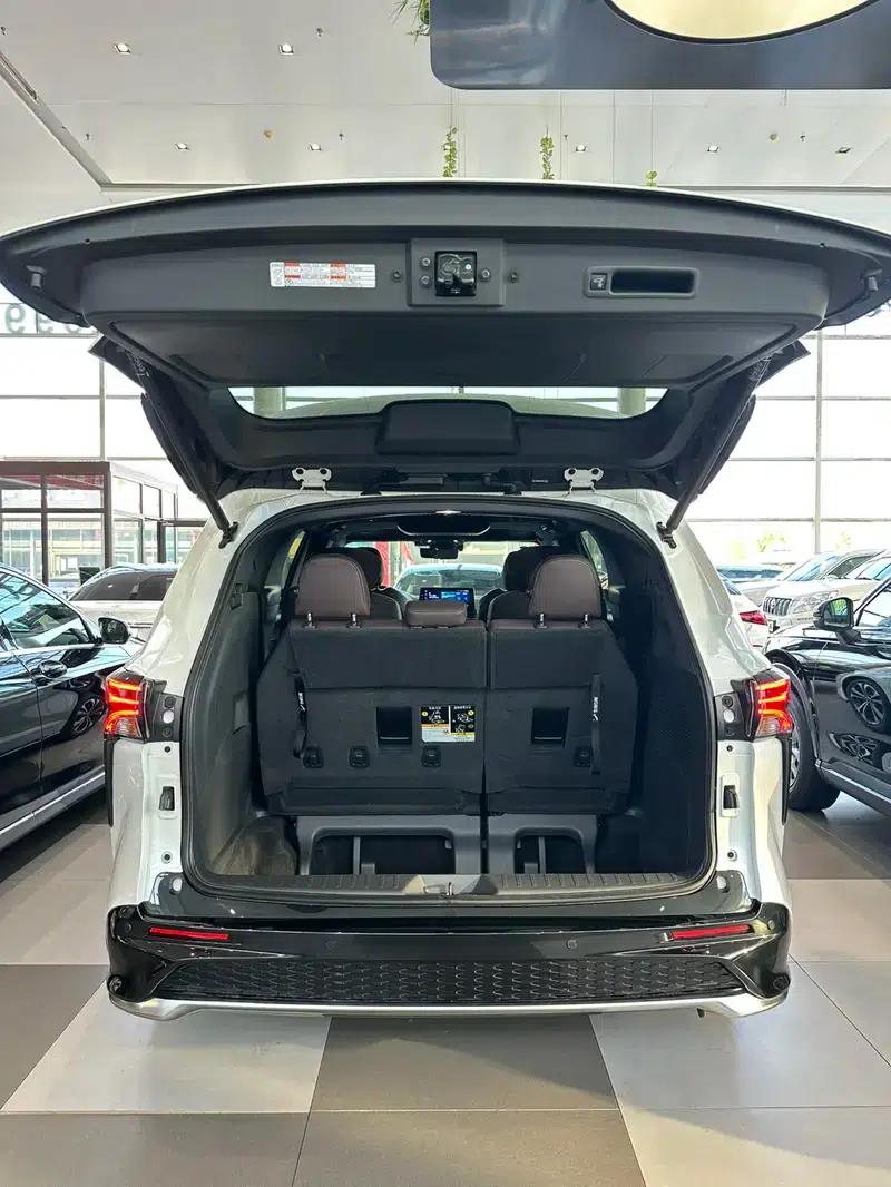 2022 Grevia 2.5L Hybrid Flagship Edition — миниатюра 7