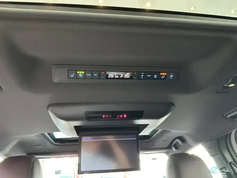 2022 Grevia 2.5L Hybrid Flagship Edition — миниатюра 9