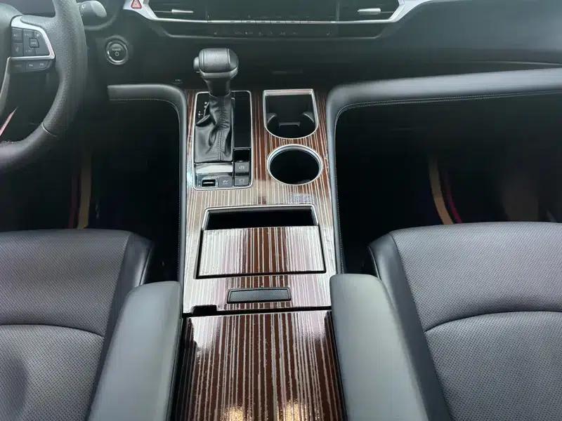2024 Grevia Intelligent Hybrid Dual Engine 2.5L Two-Wheel Drive Premium PLUS Edition — миниатюра 14