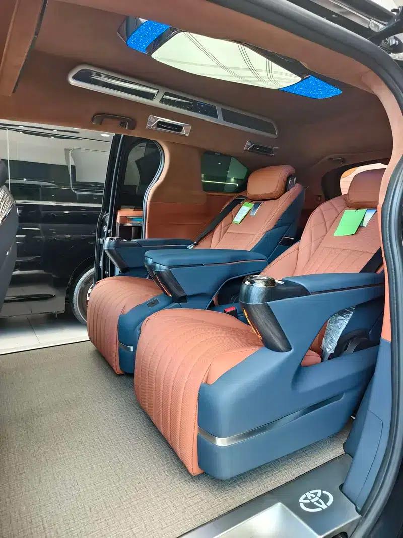 2024 Grevia Intelligent Hybrid Dual Engine 2.5L Two-Wheel Drive Comfort Edition — миниатюра 8