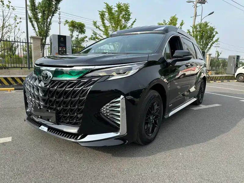 2024 Grevia Intelligent Hybrid Dual Engine 2.5L Two-Wheel Drive Premium PLUS Edition — миниатюра 1