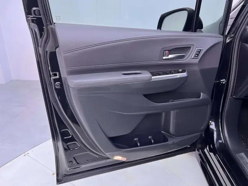 2022 Grevia 2.5L Hybrid Flagship Edition — миниатюра 15