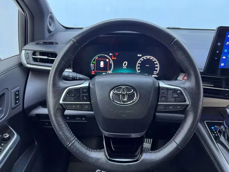 2022 Grevia 2.5L Hybrid Flagship Edition — миниатюра 19