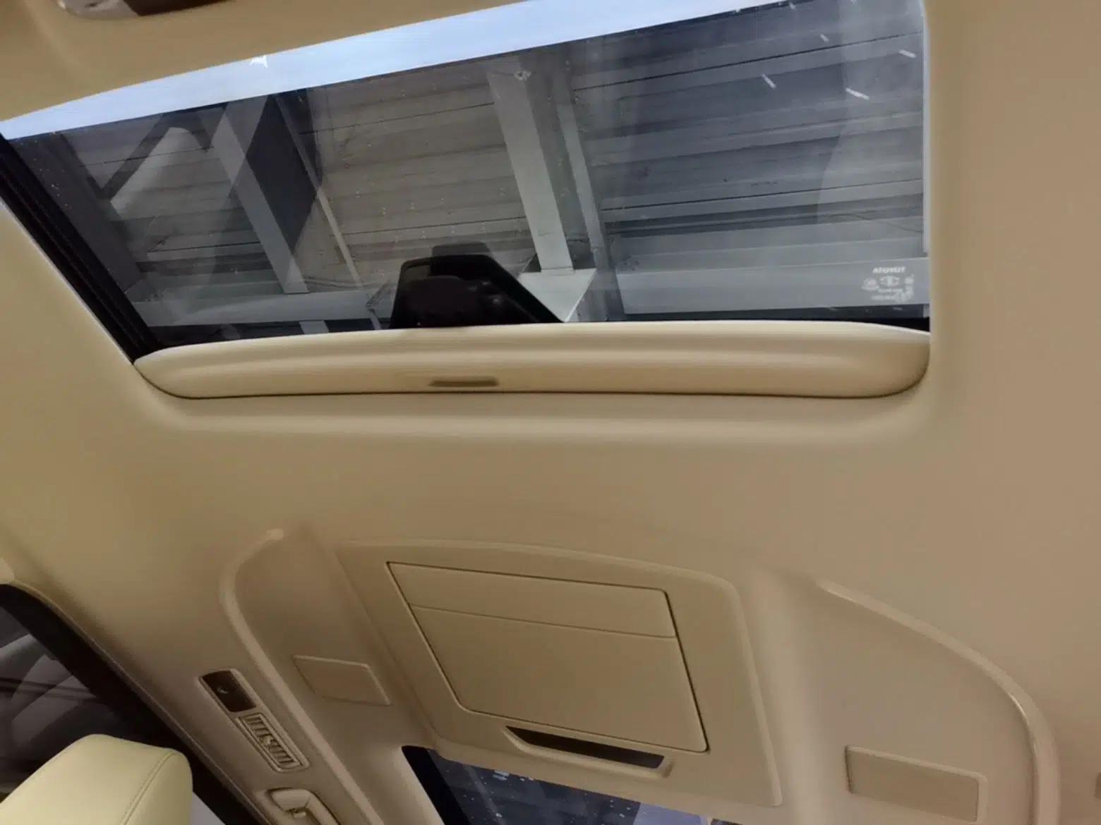 Toyota Alphard 2019 Dual-Engine 2.5L Luxury Edition — миниатюра 26