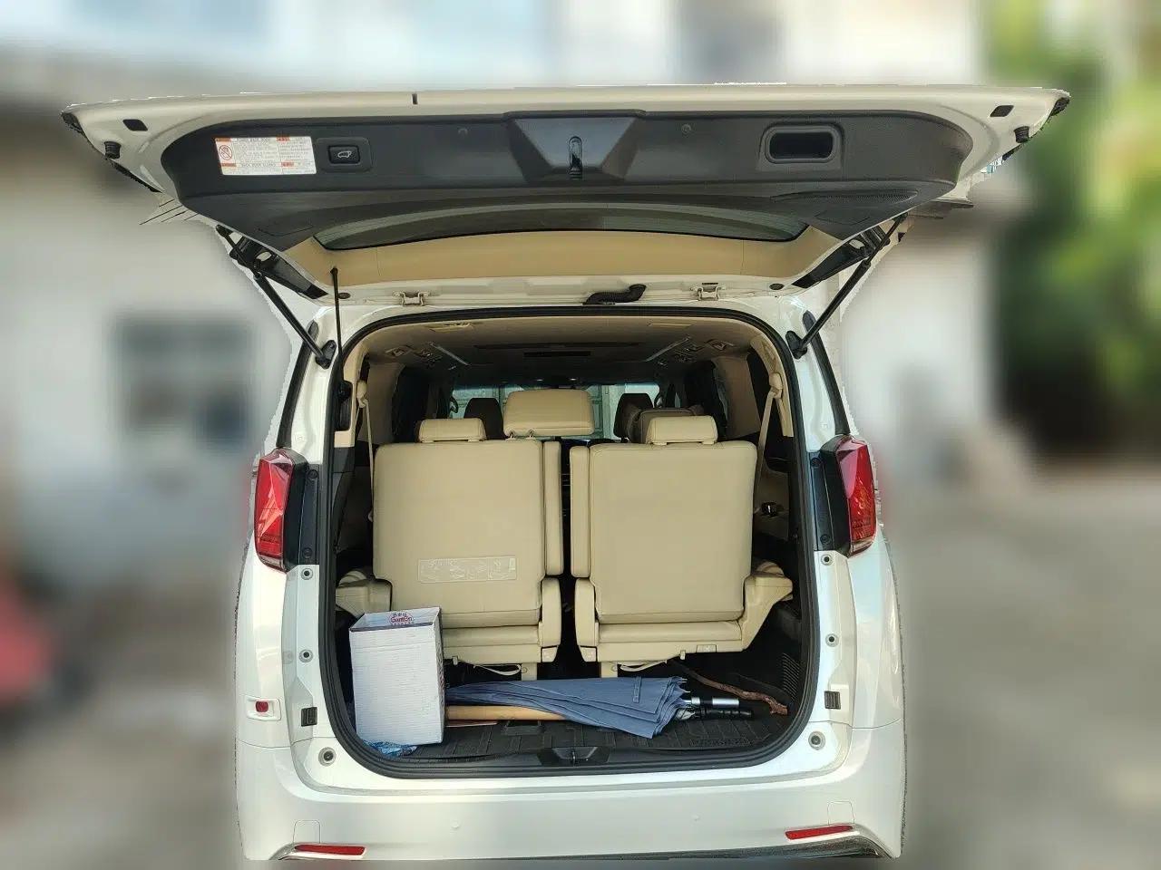 Toyota Alphard 2018 Revised Version 3.5L Luxury Edition — миниатюра 19