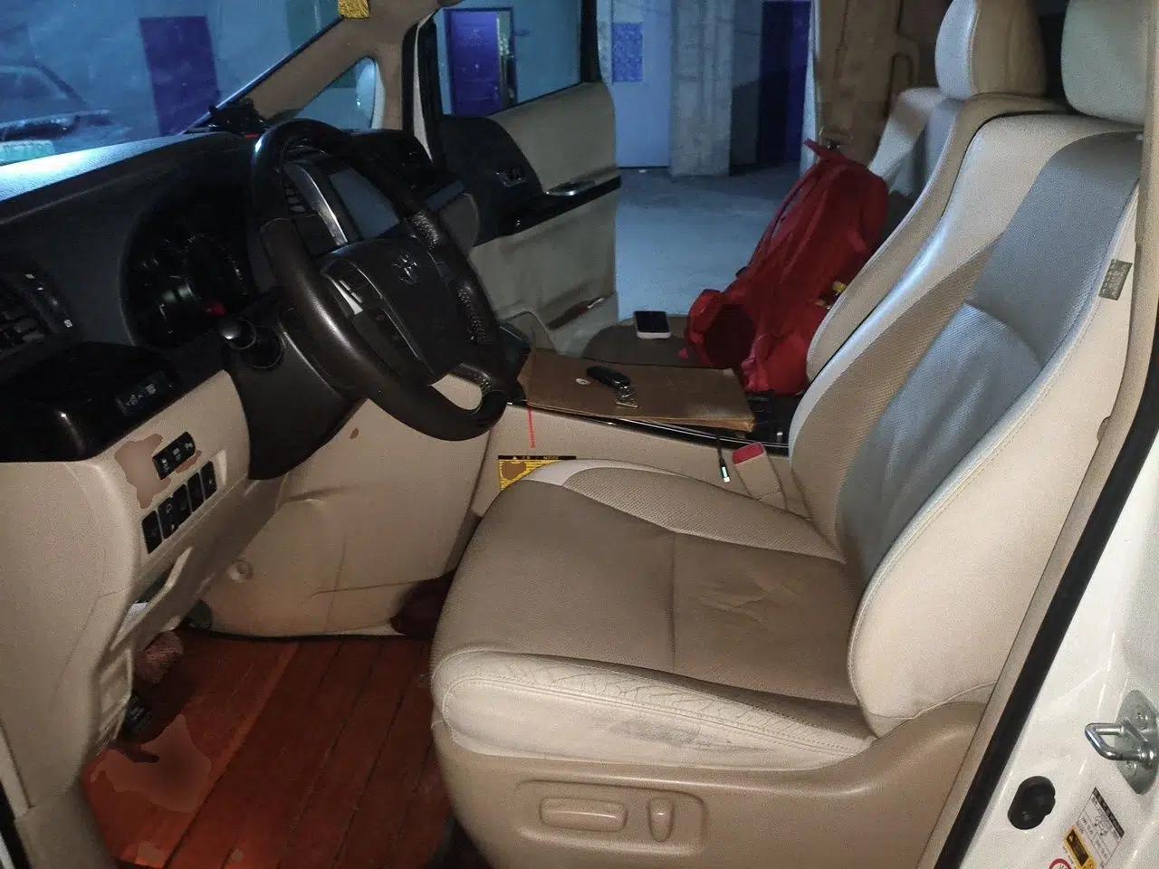 Toyota Alphard 2012 3.5L Luxury Edition — миниатюра 15