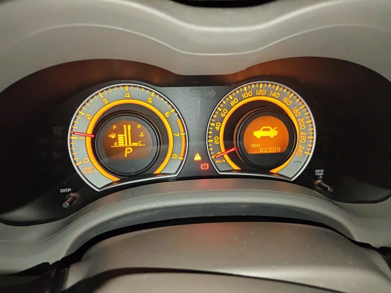 Toyota Corolla 2008 1.8L Automatic GL-i Sunroof Special Edition — миниатюра 11