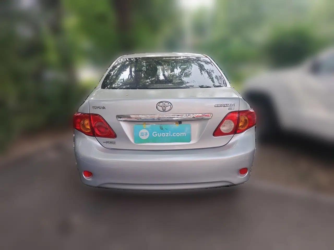Toyota Corolla 2008 1.8L Manual GL-i Sunroof Special Edition — миниатюра 5