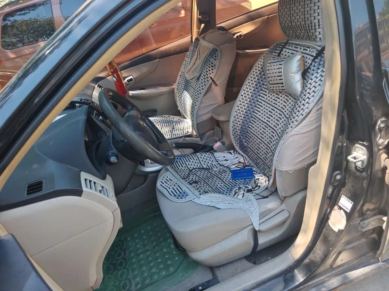 Toyota Corolla 2011 1.6L Automatic GL — миниатюра 15