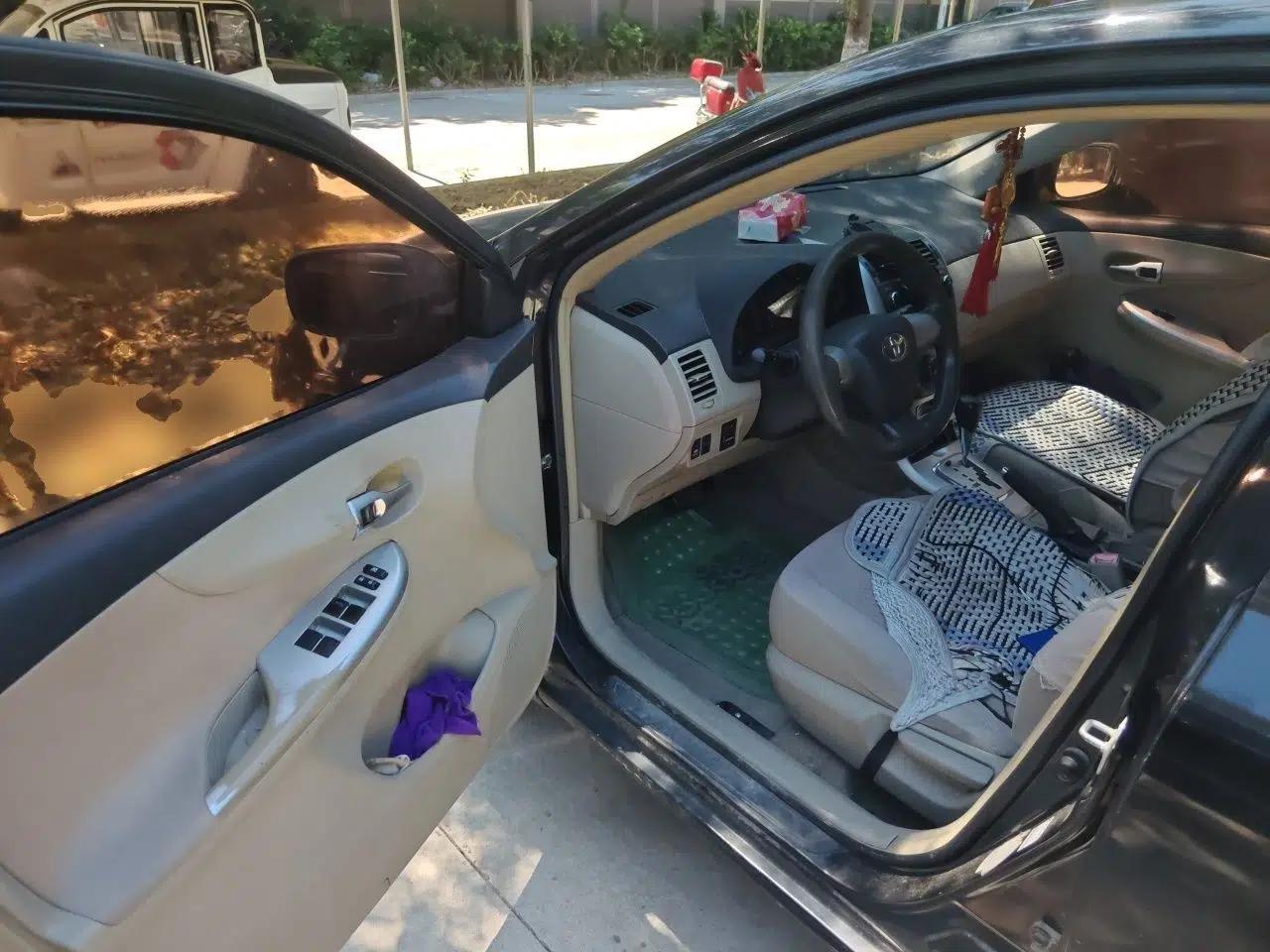 Toyota Corolla 2011 1.6L Automatic GL — миниатюра 16
