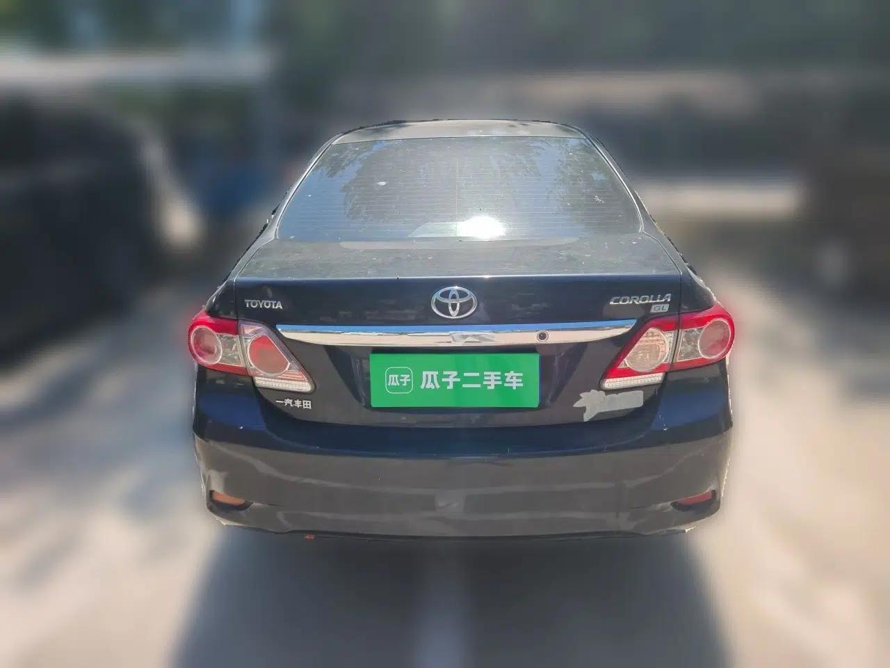 Toyota Corolla 2011 1.6L Automatic GL — миниатюра 5