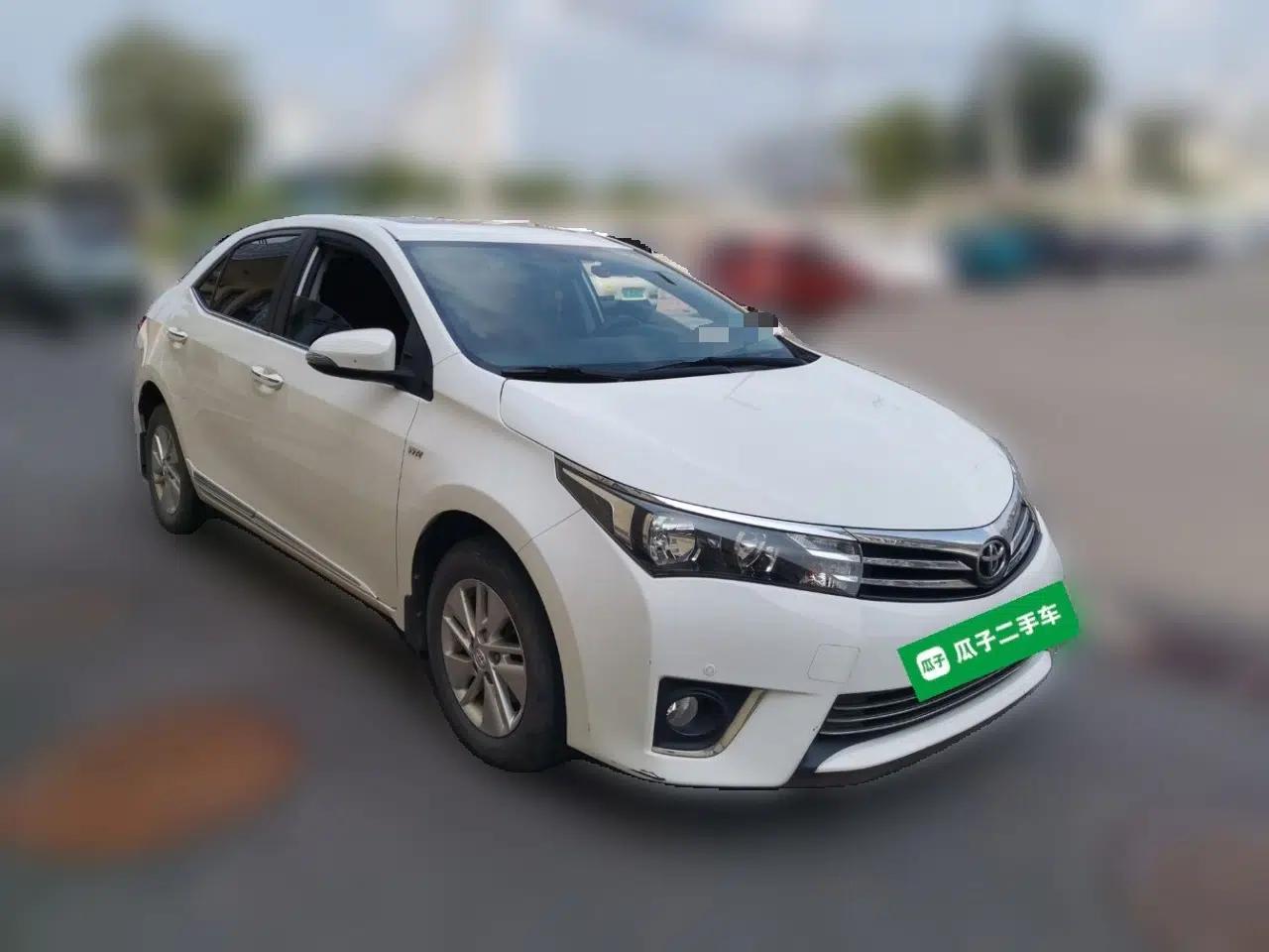 Toyota Corolla 2016 1.6L CVT GL-i Cool Edition — миниатюра 3