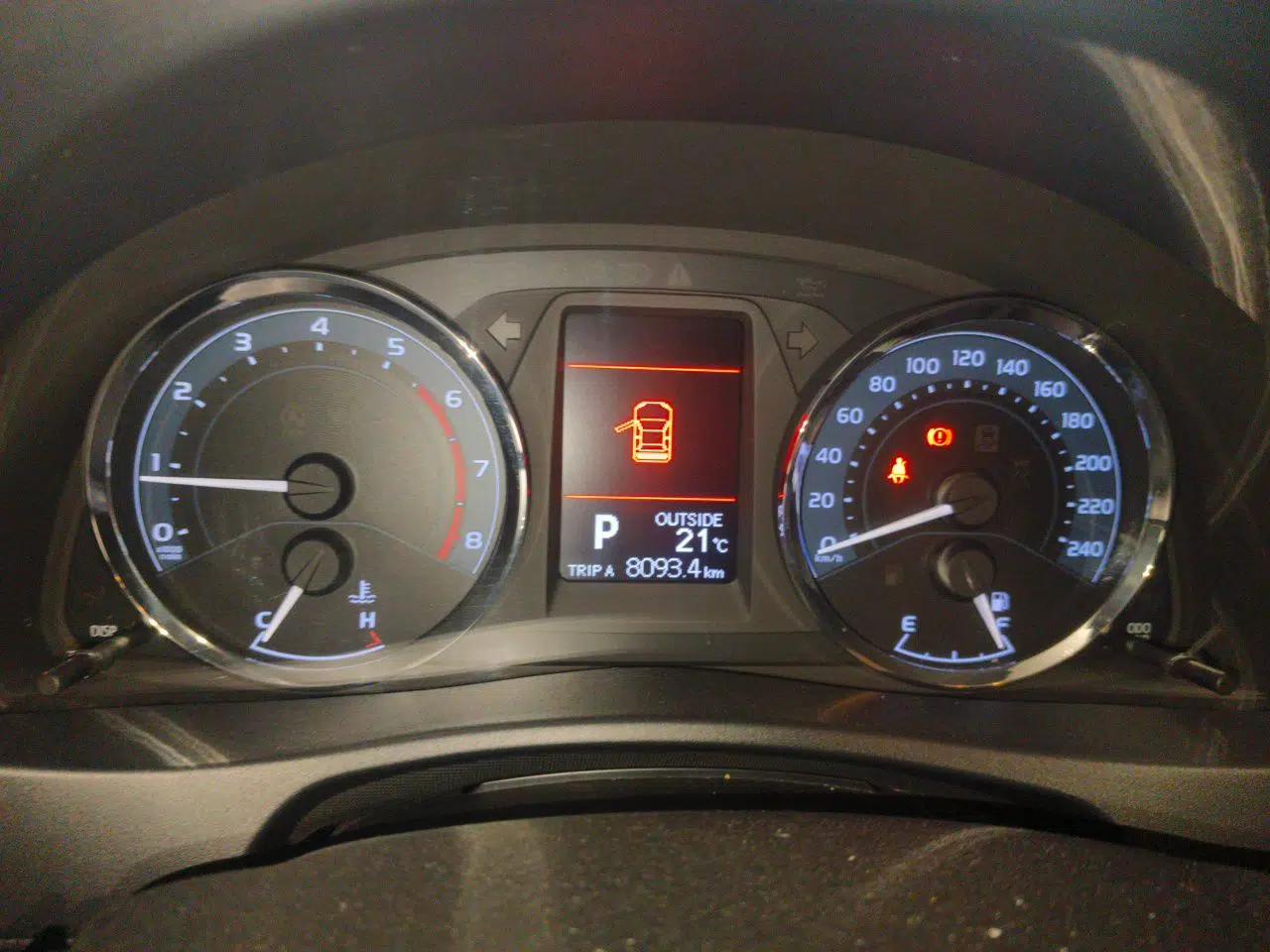 Toyota Corolla 2017 Revised Version 1.2T S-CVT GL-i — миниатюра 11