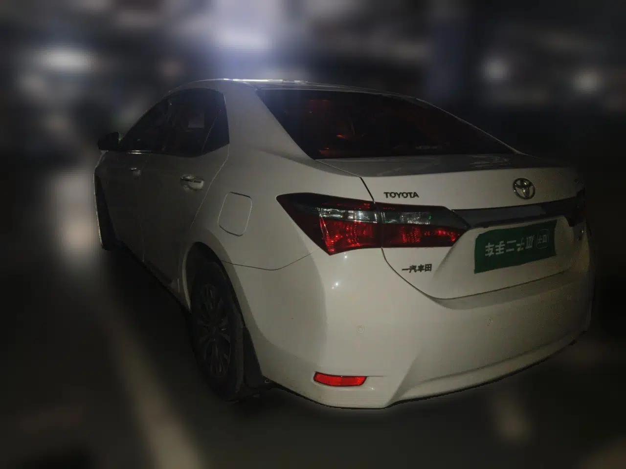 Toyota Corolla 2017 Revised Version 1.2T S-CVT GL-i — миниатюра 4