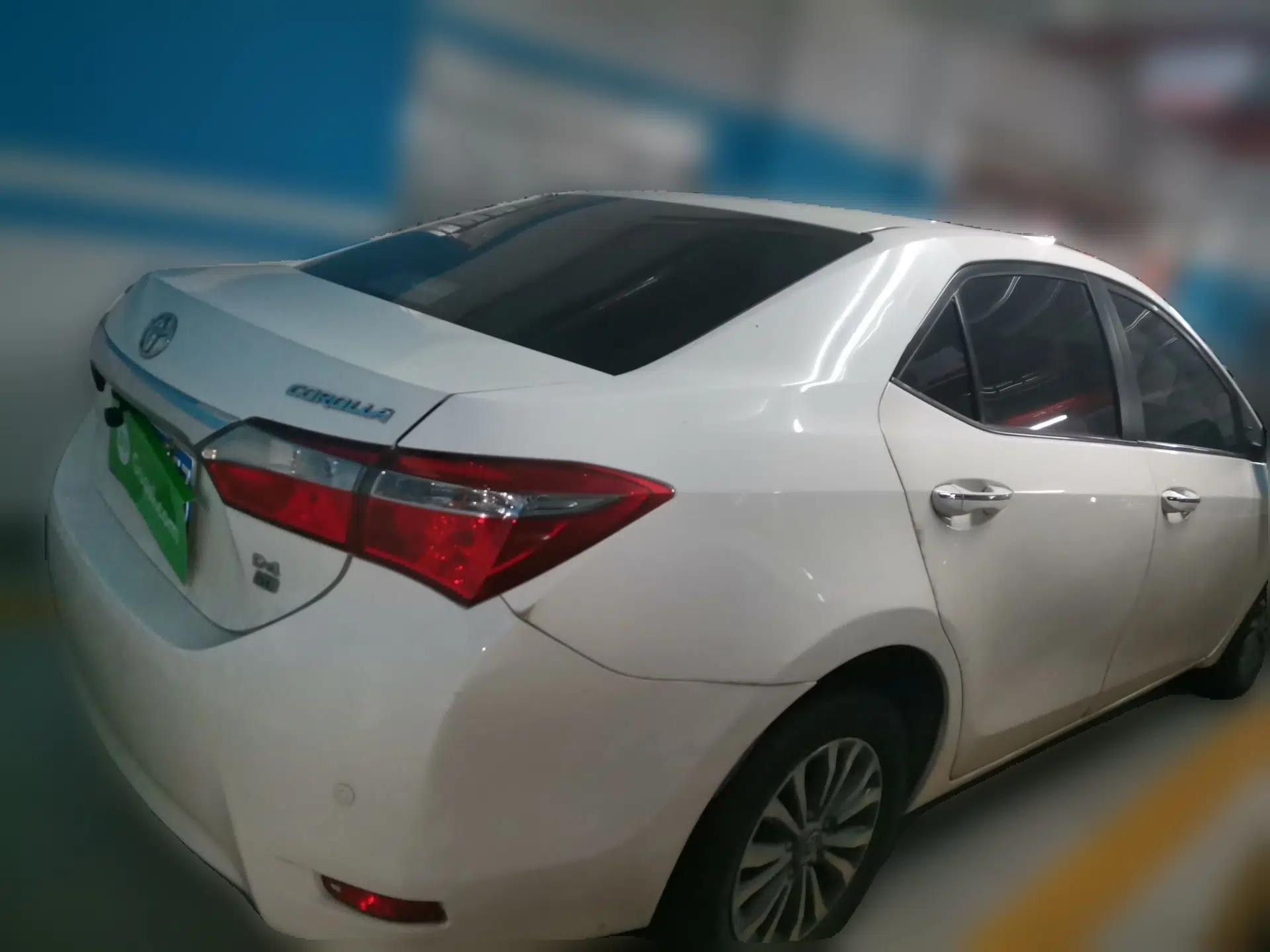Toyota Corolla 2017 Revised Version 1.2T S-CVT GL — миниатюра 6