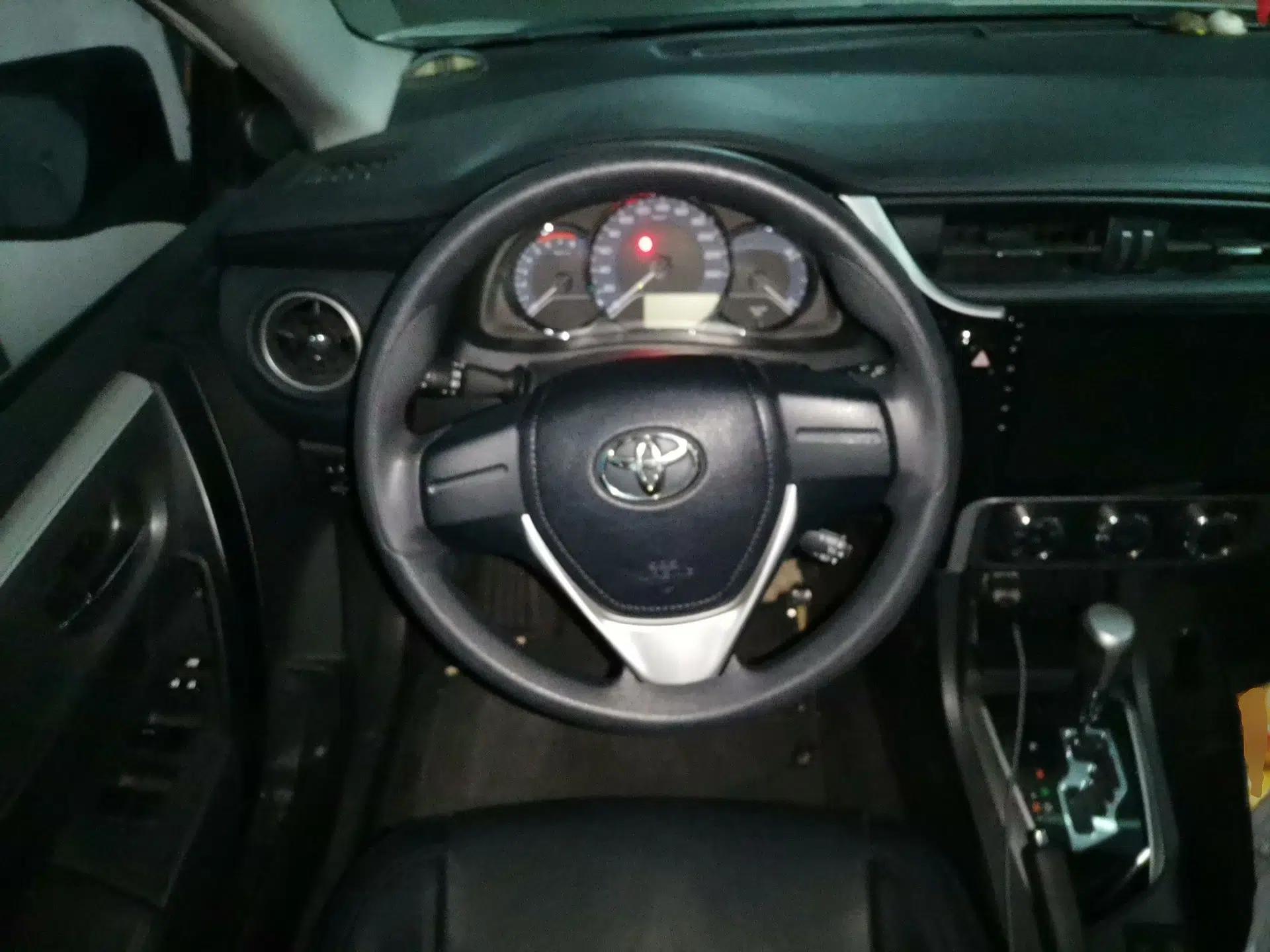 Toyota Corolla 2017 Revised Version 1.2T S-CVT GL — миниатюра 10